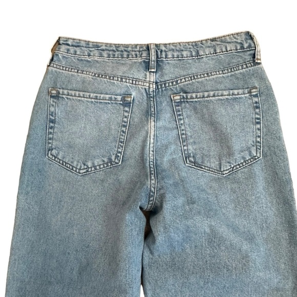 Forever 21 Premium high waisted distressed straight leg boyfriend jeans - Picture 6 of 14